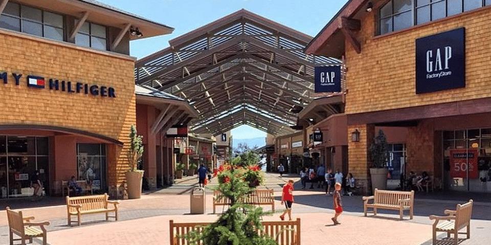Outlets at Traverse Mountain