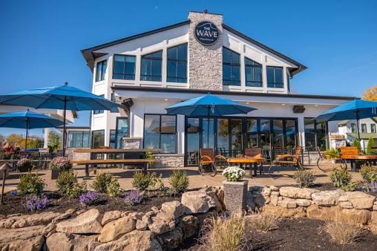 Wave Lakeside Dining