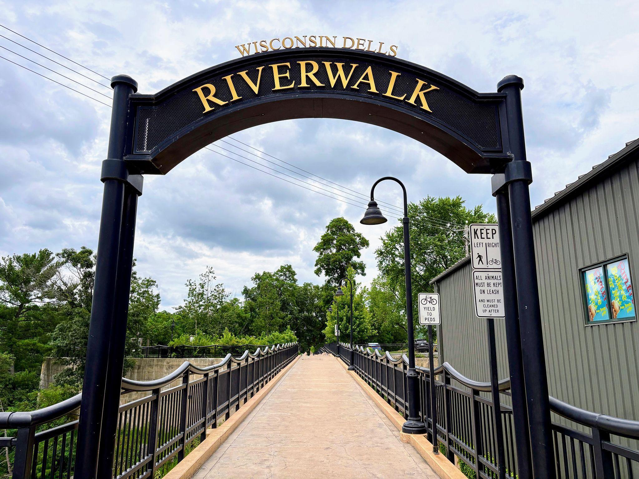 Wisconsin Dells Riverwalk
