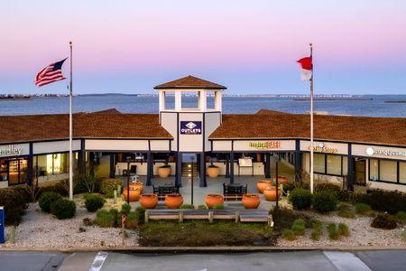 Outlets Nags Head