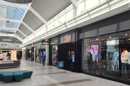 Cape Cod Mall