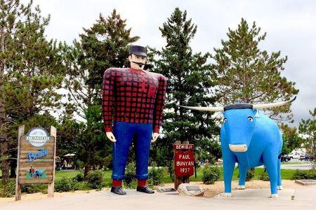 Paul Bunyan and Babe the Blue Ox