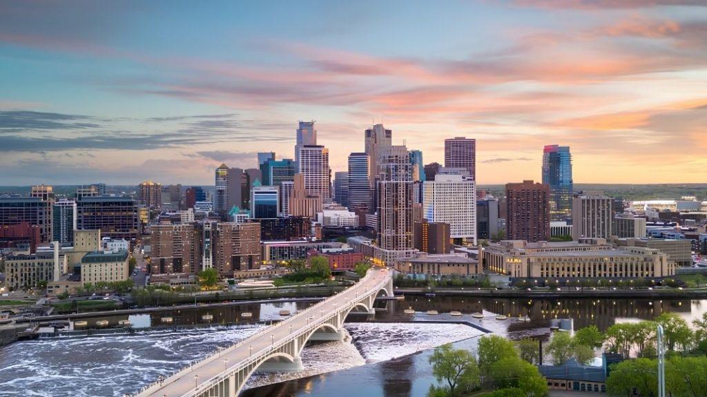Work and Travel USA: Minnesota “เมืองทะเลสาบหมื่นแห่ง” 🏞