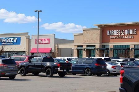 Dakota Square Mall