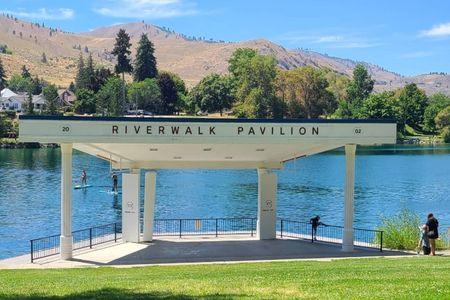Chelan Riverwalk Park
