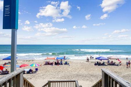 Whalehead Beach