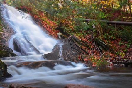 Moss Glen Falls