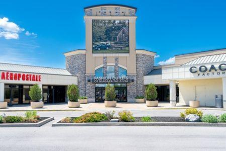 Fashion Outlets of Niagara Falls USA
