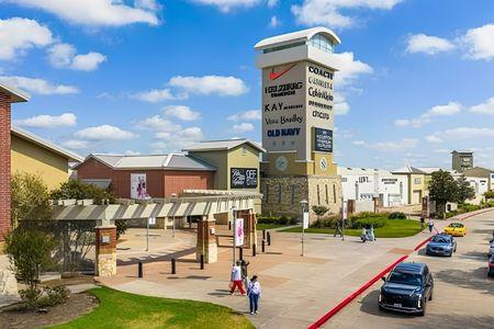 Houston Premium Outlets